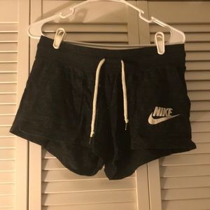 Nike vintage shorts